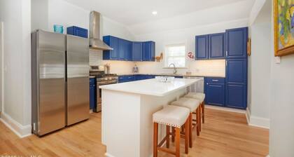 3-bedroom house in lovely promiseland Morehead City near Big Rock with AC, WiFi