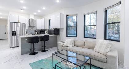 Peaceful Hudson Riverfront Condo Free Parking