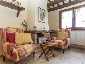 Living area - La Falguera by Interhome (L'Escala)