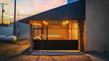 Bain à remous extérieur