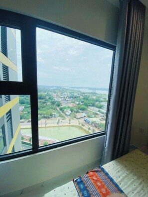 Egyptian cotton sheets, premium bedding, pillow-top beds - Vinhomes Grand Park Luxury Apartments  (Ho Chi Minh City)