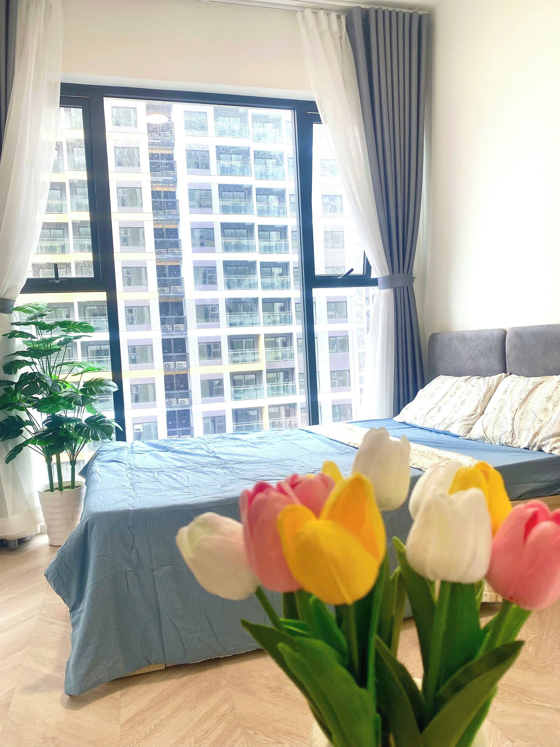 Luxury Apartment, Balcony | Egyptian cotton sheets, premium bedding, pillowtop beds