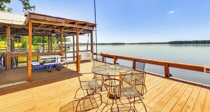 Lake Talquin Cabin: Close to FSU & Quincy!