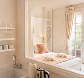 Iron/ironing board, travel crib, WiFi, bed sheets