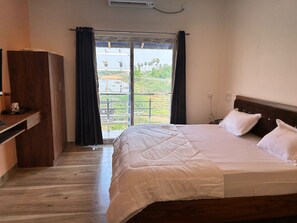 Superior Double Room, Balcony, Lake View | In-room safe, desk, laptop workspace, iron/ironing board - Sai Vigna Regency (Tiruppattur)