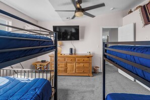 3 Schlafzimmer, Bügeleisen/Bügelbrett, Reisekinderbett, kostenloses WLAN