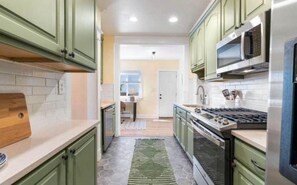 Fridge, microwave, oven, stovetop - Modern Comfort in D.C.’s Eckington – 3BR Home Near Bryant Street Hotspots (Washington)