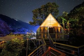 Private A/C Cottage with Ensuite Bathroom | Free WiFi - goSTOPS Dehradun Maldevta (Dhanaulti)