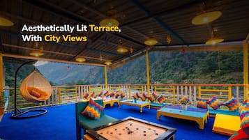 Área de estar no saguão