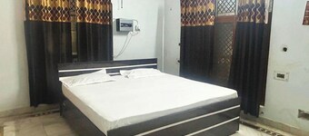 Hotel Siya Ram Palace Ayodhya
