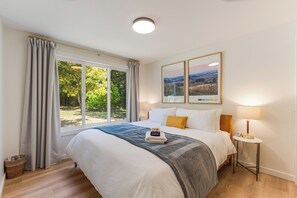 3 chambres, fer et planche à repasser, lit parapluie, Wi-Fi gratuit