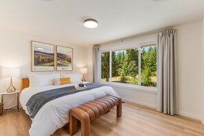 3 chambres, fer et planche à repasser, Wi-Fi gratuit, draps fournis