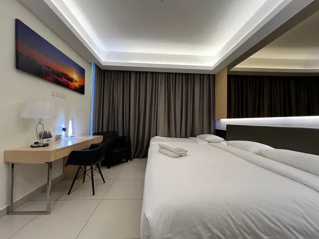 Coffres-forts dans les chambres, bureau