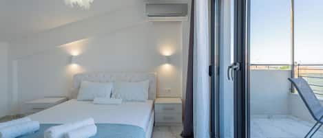 3 chambres, lit de bébé portatif, Wi-Fi, literie fournie