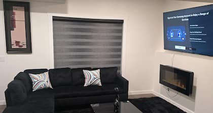 Cozy 2-Bedroom Suite: 5 Minutes Walk To Chestermere Lake