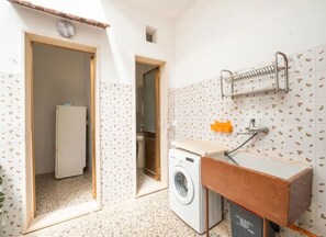 Doccia, asciugacapelli, bidet