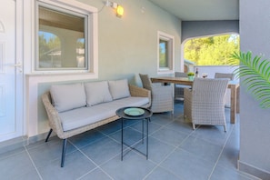 Comfort House, Pool View | Terrace/patio - Holiday home Stjepanovic (Vir)