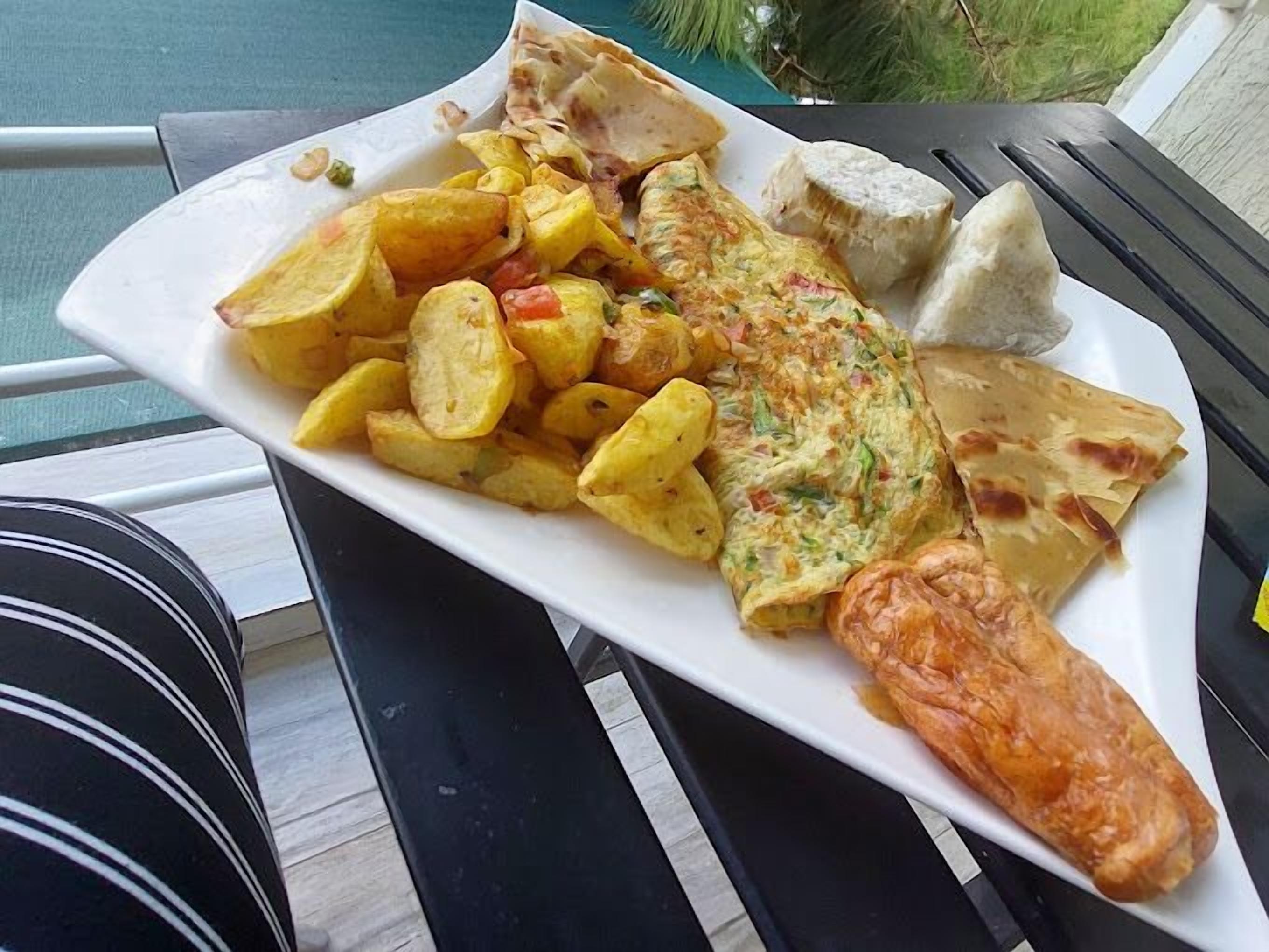 Sudah termasuk sarapan ala kontinental setiap hari