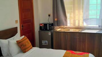 Free WiFi, bed sheets