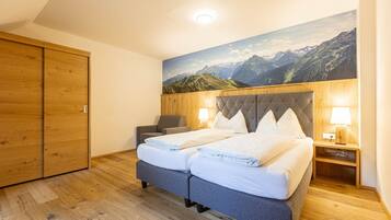 2 bedrooms