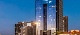 Executive Elegance | Luxe Escape at Sunday ANAN