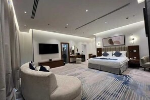 1 bedroom, desk, free WiFi, bed sheets - Royal City View | Premium Comfort at Sunday ANAN (Riyadh)