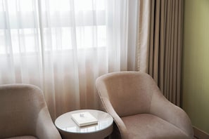 Classic Quadruple Room - TALMUD HOTEL CLASSIC TAICHUNG STATION (Taichung)