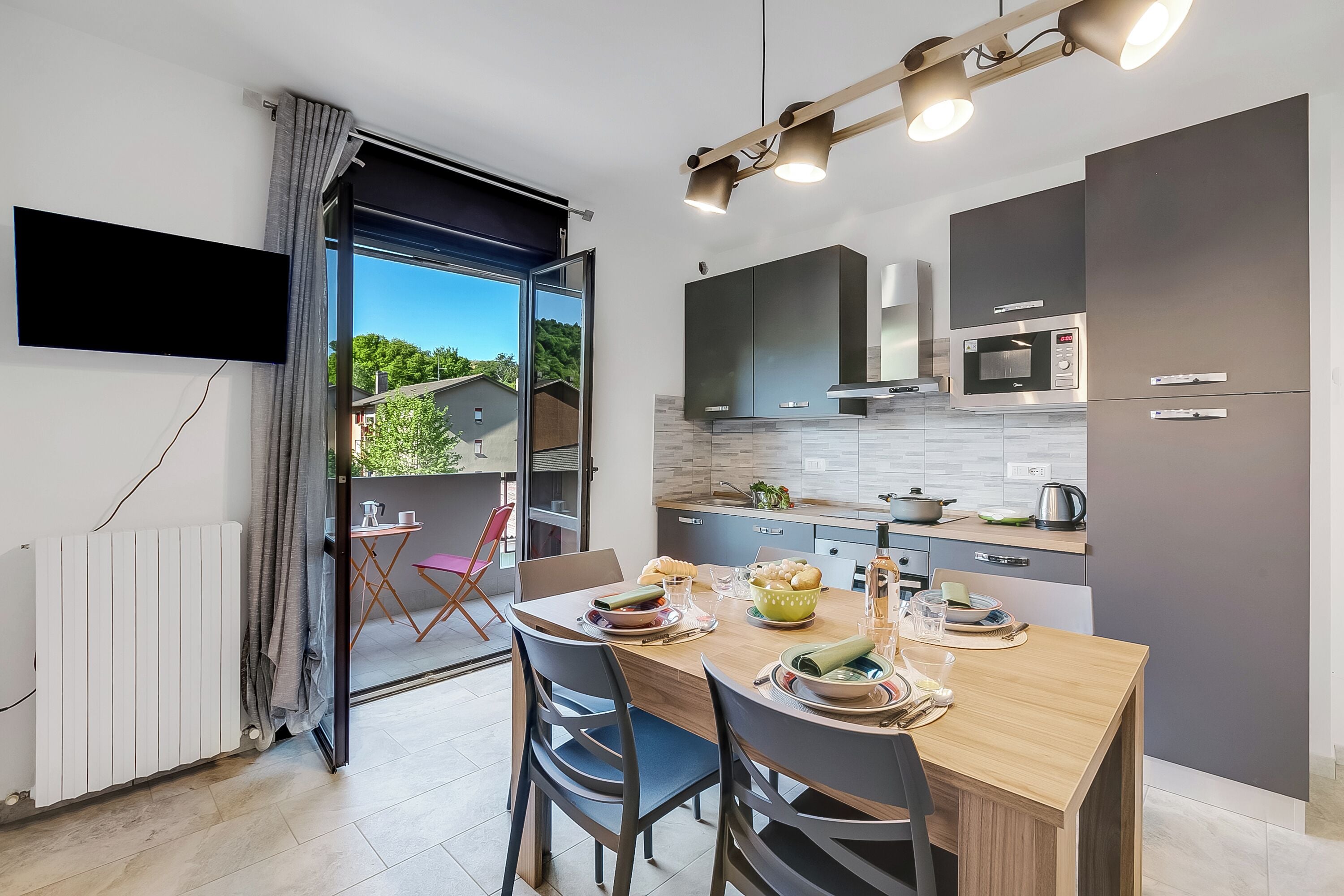 Departamento estándar, varias habitaciones (La Dolce Laveno) | Restaurantes