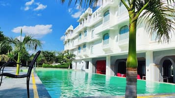 Piscina externa