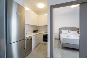2 bedrooms, travel crib, WiFi, bed sheets