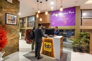 Reception - Fabhotel Relax (Gandhinagar)