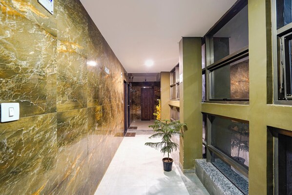 Lobby - Fabhotel Relax (Gandhinagar)