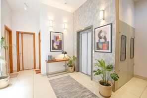 Lobby - Fabhotel K9 Imperial (Ludhiana)