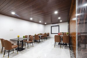 Restaurant - Fabhotel Sunrise (Hyderabad)