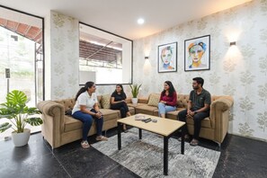 Lobby sitting area - FabHotel Prime Unnam (Hyderabad)