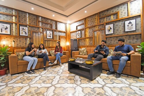 Fabhotel Royal Lagoon