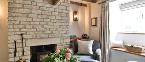 House, Garden View | Living area