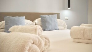 Deluxe Sıra Ev, Avlu Manzaralı