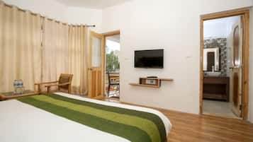 Tweepersoonskamer, uitzicht op bergen | Gratis wifi, beddengoed