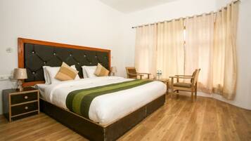 Double Room, Mountain View | Free WiFi, bed sheets