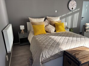 1 chambre, fer et planche à repasser, Wi-Fi, draps fournis