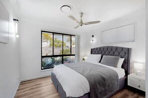 5 bedrooms, iron/ironing board, travel crib, free WiFi