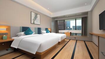 Comfort Double Room, City View | Premium bedding, down comforters, free minibar, in-room safe