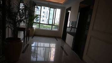 Apartment, 1 Bedroom, Smoking | Interior