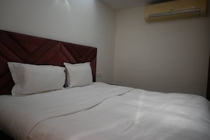 Apartment, 1 Bedroom, Smoking | 1 bedroom