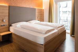 Standard Double Room | 1 bedroom, Frette Italian sheets, premium bedding, in-room safe - Feichter Hotel & Bistro (Bolzano)