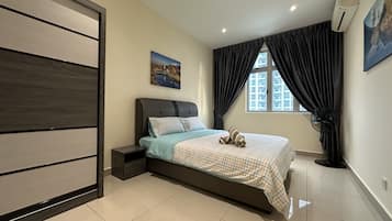 Apartment, 3 Bedrooms, Non Smoking, Private Pool | Iron/ironing board, free WiFi