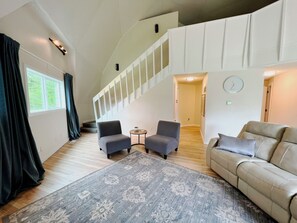 Smart TV, offices