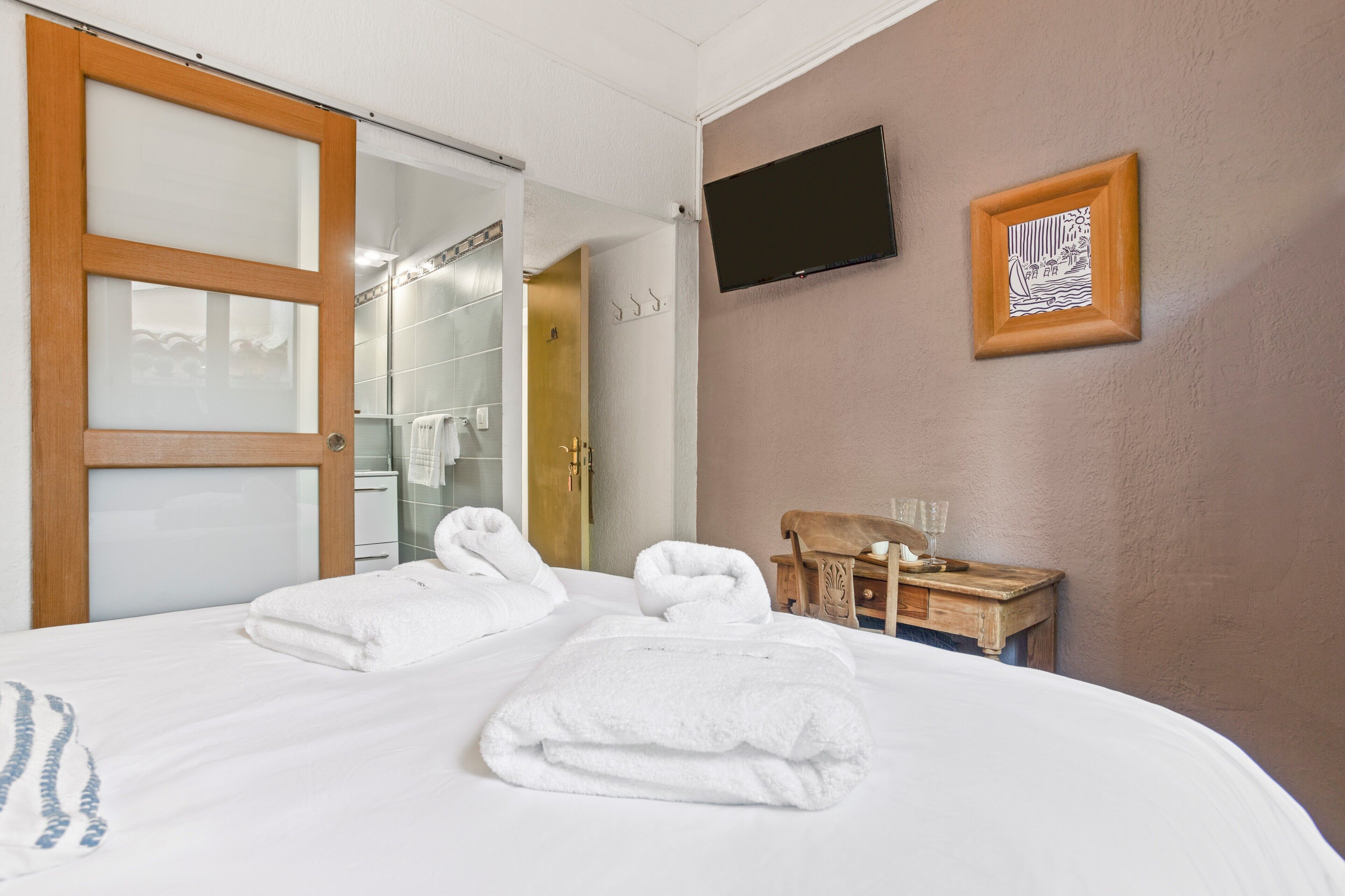 12 dormitorios y wifi gratis