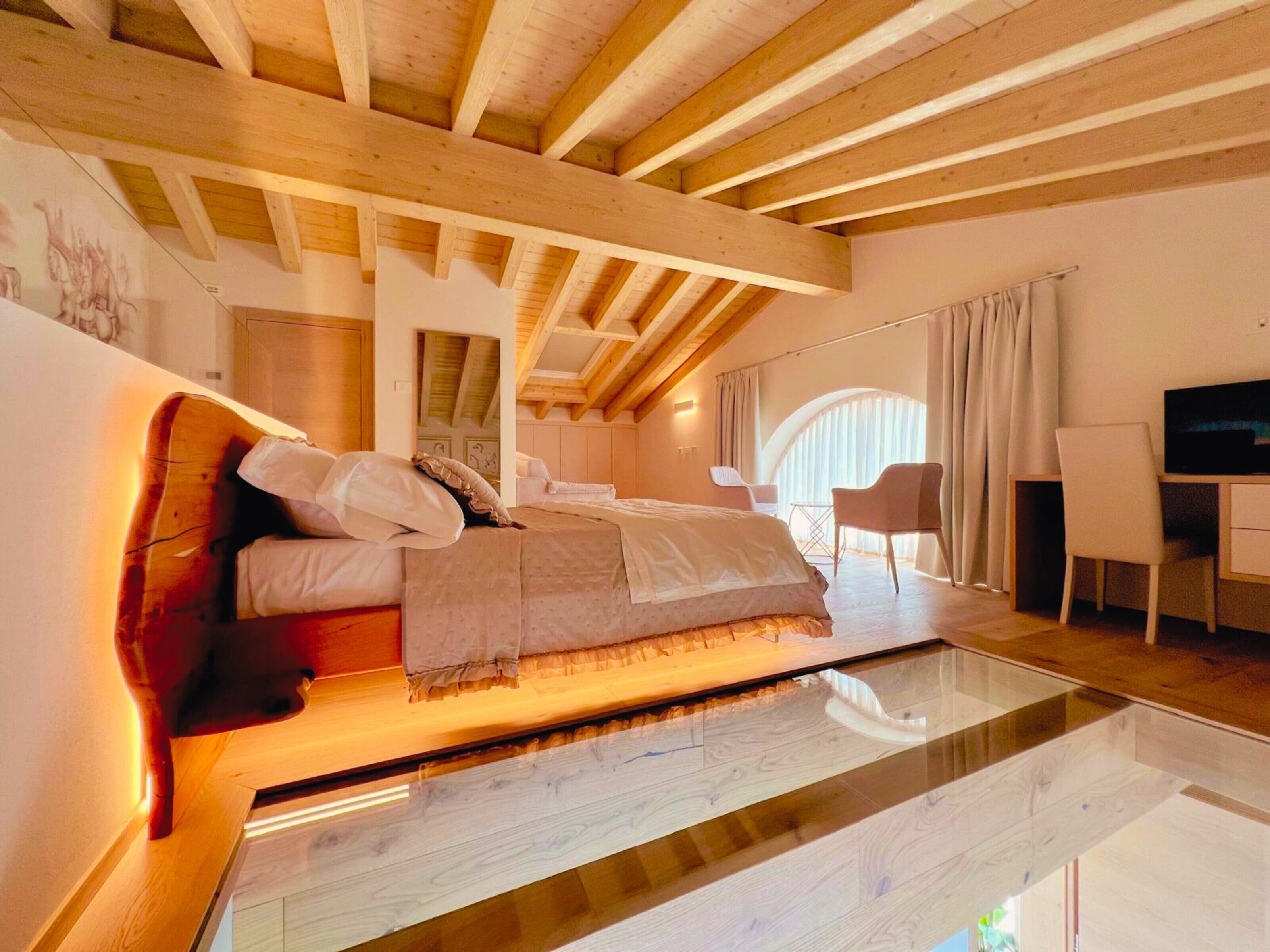 1 quarto, Wi-Fi de cortesia, roupa de cama